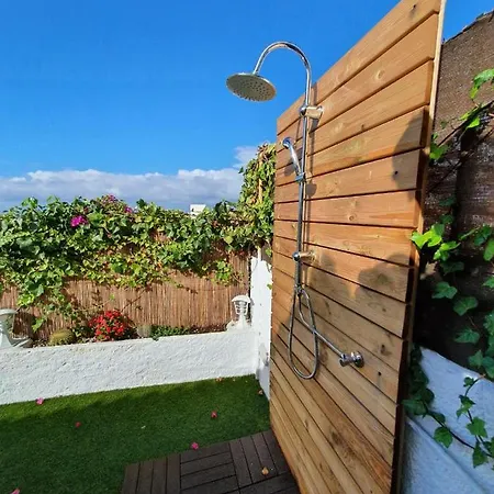 Cozy And Intimate In 拉克鲁斯